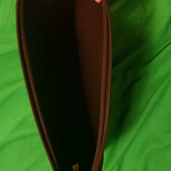 Case Logic Laptop/Tablet Case - Picture 3 of 3